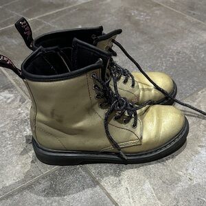 Dr. Martens Kids Boots in Gold, Rainbow and Black
